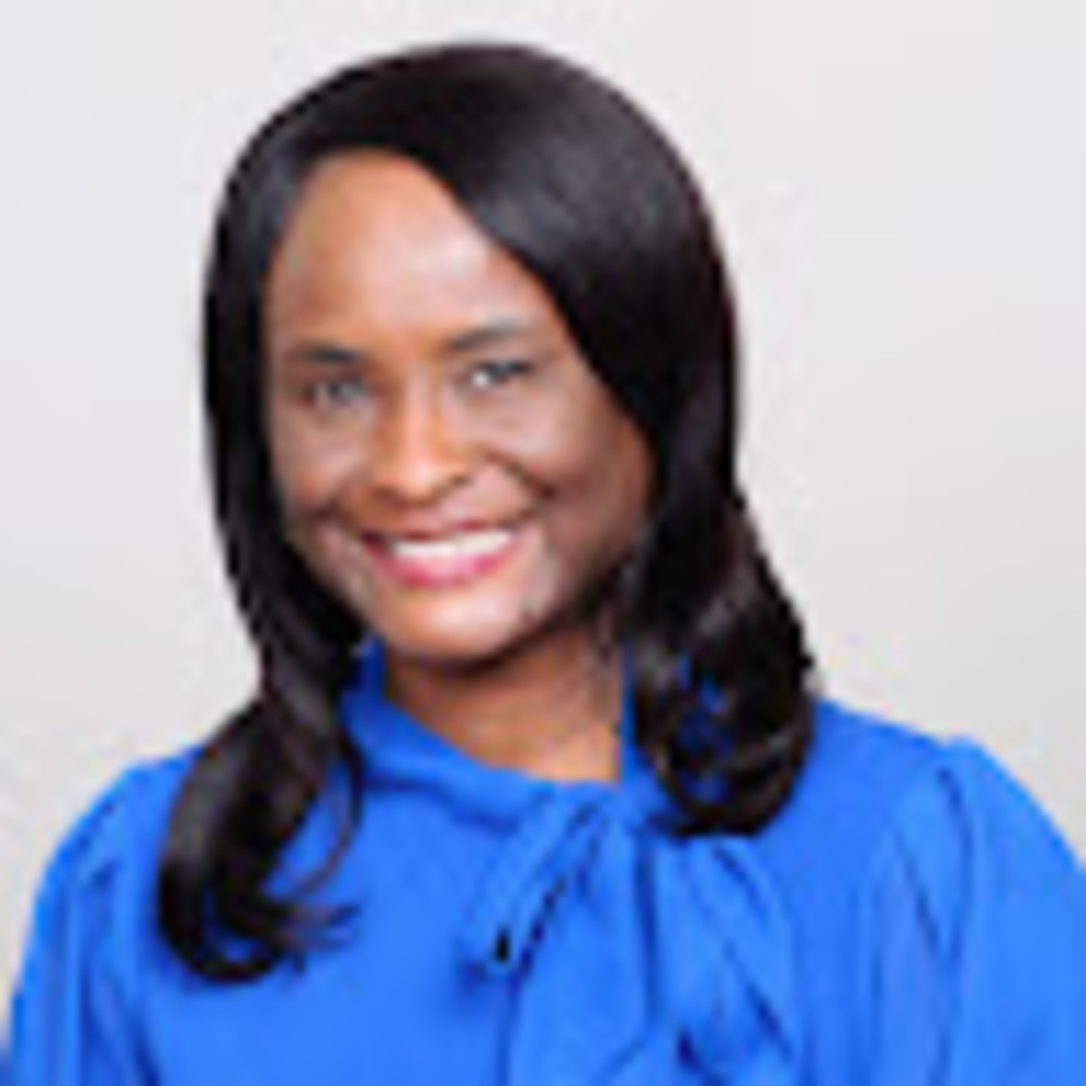 Meet your Posher, Roline milfort